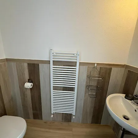 Il Mare A Un Passo Da Casa Samy Intero 6 Posti Letto 60 Mt * Σέστρι Λεβάντε