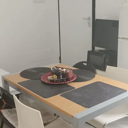 Il Mare A Un Passo Da Casa Samy Intero 6 Posti Letto 60 Mt *